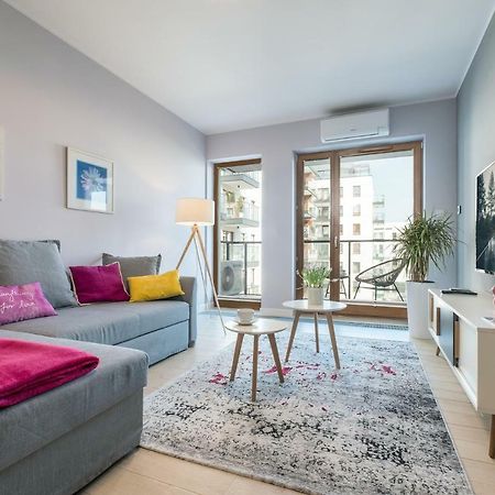 Raya Mansion Warsaw公寓 外观 照片