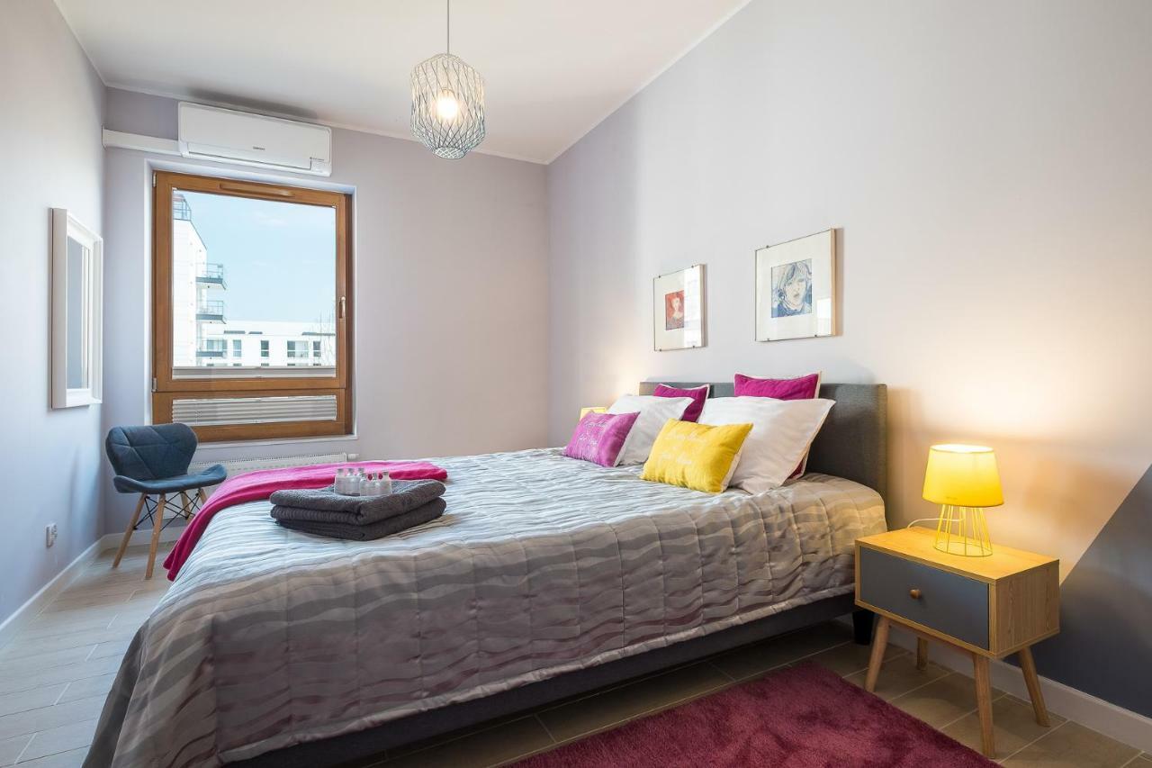 Raya Mansion Warsaw公寓 外观 照片